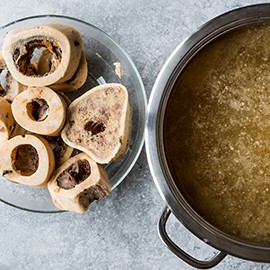 牛骨高湯 牛骨高湯