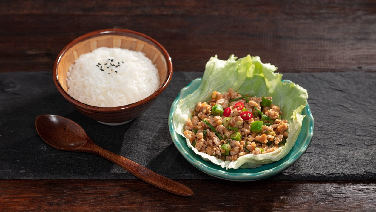 冬蔭炒打拋豬肉 冬蔭炒打拋豬肉